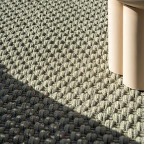 Jednobarevný outdoorový koberec B&C Lace thyme pine 497207