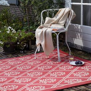 Outdoorový koberec Laura Ashley porchester poppy red 480200