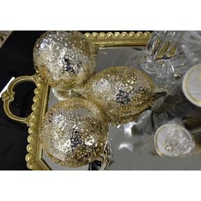 Skleněná vánoční ozdoba zlatá s perličkami