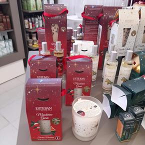 Esteban vánoční svíčka ve skle Mandarine Givrée 180g  