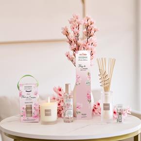 Esteban svíčka ve skle Cherry Blossom 180g