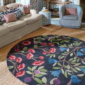 Vlněný kruhový koberec Sanderson Foraging indigo 146618