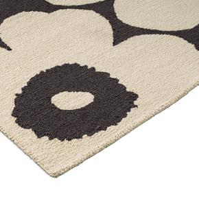 Outdoorový koberec Marimekko Unikko charcoal white 434305