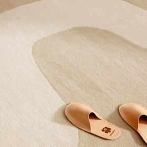 Designový vlněný koberec Marimekko Seireeni béžový 132701