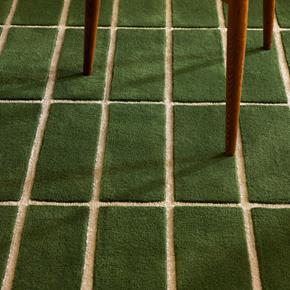 Moderní kusový běhoun Marimeko Tiiliskivi zelený 132907