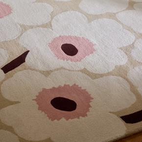 Designový vlněný koberec Marimekko Unikko růžový 132402