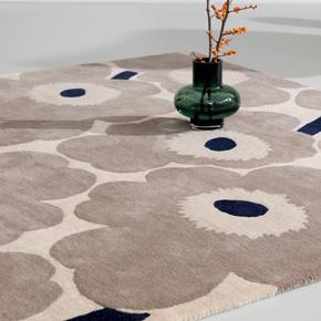 Designový vlněný koberec Marimekko Unikko šedý 132401