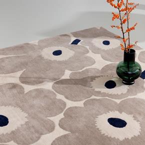 Designový vlněný koberec Marimekko Unikko šedý 132401