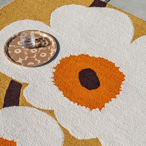 Outdoorový koberec Marimekko Unikko Anniversary honey 433001