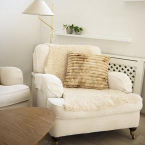 Skinnwille Home Collection kožešinová předložka Curly bílá