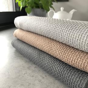 Kuchyňská bavlněná utěrka Pure šedá